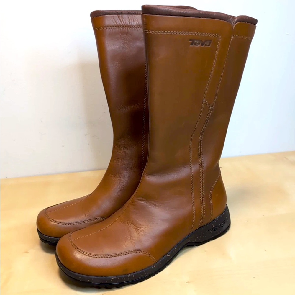 Teva Capistrano Waterproof  Brown Leather Boot